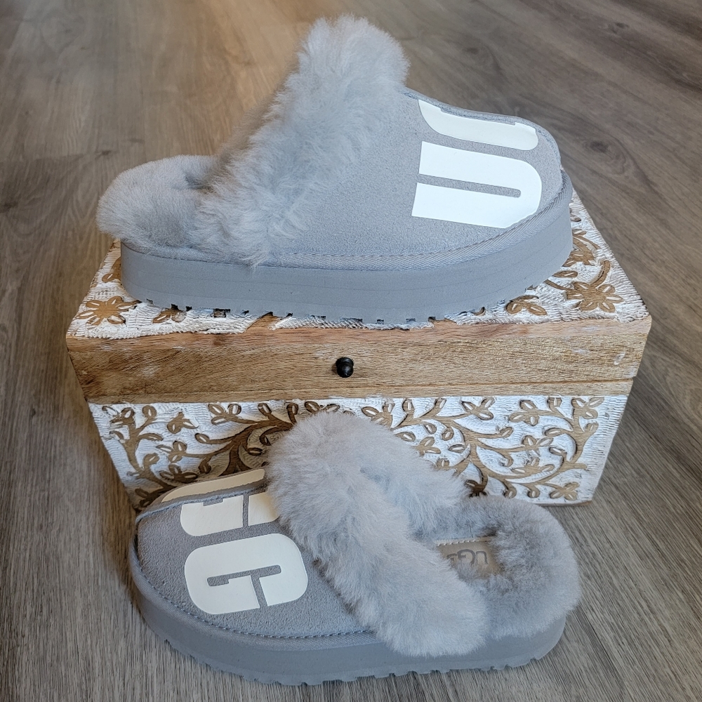 UGG Disquette Chopd Suede Slippers